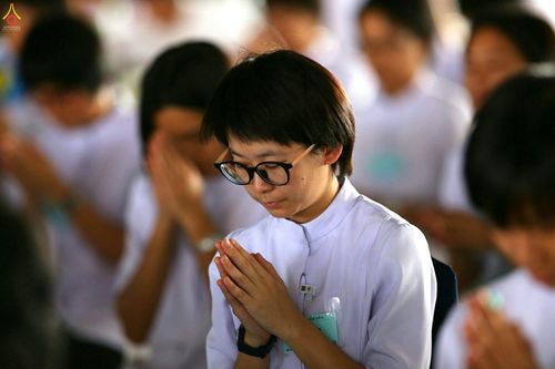 ภาพ No.27836:พิธีปิดแผ่นทองระฆังธรรม เข้าสู่ยุคชาวศิวิไลซ์และพิธีสวดธัมมจักกัปปวัตนสูตร