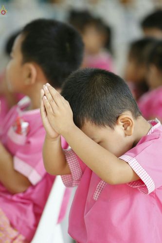 ภาพ No.27862:พิธีปิดแผ่นทองระฆังธรรม เข้าสู่ยุคชาวศิวิไลซ์และพิธีสวดธัมมจักกัปปวัตนสูตร