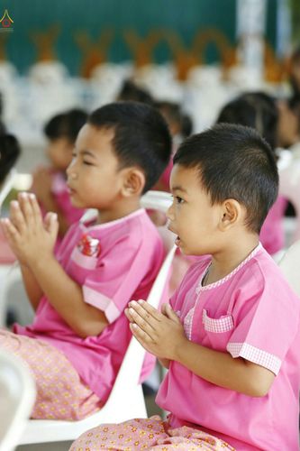 ภาพ No.27866:พิธีปิดแผ่นทองระฆังธรรม เข้าสู่ยุคชาวศิวิไลซ์และพิธีสวดธัมมจักกัปปวัตนสูตร