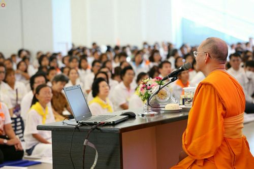 ภาพ No.24071:กิจกรรมธุดงค์ธรรมชัย วันที่ 27 - 28 พฤษภาคม พ.ศ. 2559 ณ วัดพระธรรมกาย