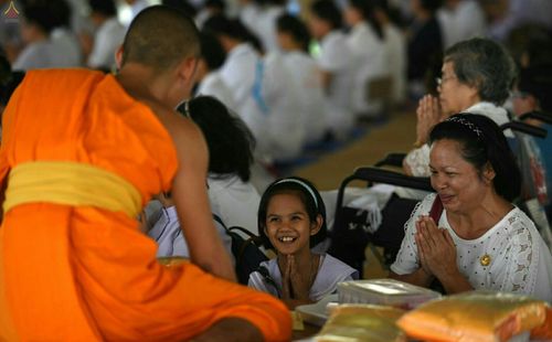 ภาพ No.24092:กิจกรรมธุดงค์ธรรมชัย วันที่ 27 - 28 พฤษภาคม พ.ศ. 2559 ณ วัดพระธรรมกาย