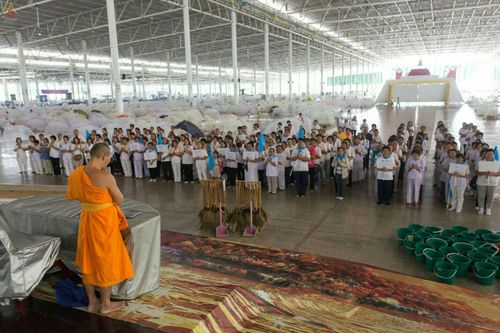 ภาพ No.24108:กิจกรรมธุดงค์ธรรมชัย วันที่ 27 - 28 พฤษภาคม พ.ศ. 2559 ณ วัดพระธรรมกาย