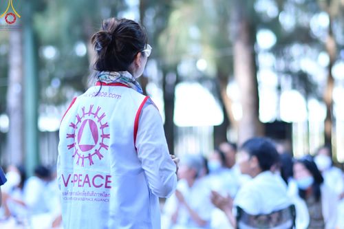 ภาพ No.105947:V.2 ทุ่มเท การเตรียมงาน เก็บงาน การรับบุญของเจ้าหน้าที่หน่วยงานต่างๆ เพื่อโครงการธรรมยาตรา กตัญญูบูชามหาปูชนียาจารย์ พระมงคลเทพมุนี (สด จนฺทสโร) พระผู้ปราบมาร อนุสรณ์สถาน 7 แห่ง ปีที่ 12 ระหว่างวันที่ 2 - 31 มกราคม พ.ศ.2567