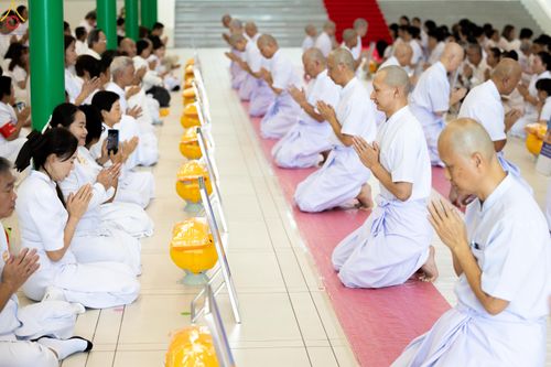ภาพ No.338788:วันที่ 11 กรกฎาคม พศ.2569 พิธีบรรพชาอุปสมบท โครงการอุปสมบทหมู่ธรรมทายาทนานาชาติ  IDOP รุ่นที่ 21 (ภาษาจีน)  จากประเทศจีน มาเลเซีย สิงคโปร์ และไต้หวัน , โครงการบรรพชาสามเณรโรงเรียนนานาชาติ รุ่นที่ 15