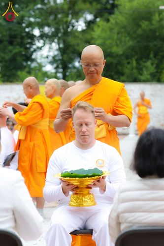 ภาพ No.336672:วันศุกร์ที่ 12 มิถุนายน พ.ศ. 2569 พิธีตัดปอยผมและพิธีปลงผมนาคธรรมทายาท  ภาคพื้นยุโรป รุ่นที่ 11   ณ วัดพระธรรมกายเบลเยียม ประเทศเบลเยียม