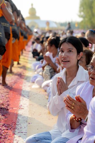 ภาพ No.299566:วันที่ 18 มกราคม พ.ศ. 2569 พิธีต้อนรับพระธรรมยาตรา (ภาพชุดที่ 2) ณ อนุสรณ์สถานลำดับที่ 5  สถานที่เผยแผ่วิชชาธรรมกายครั้งแรก อนุสรณ์สถานบางปลา วัดบางปลา อำเภอบางเลน จังหวัดนครปฐม ในโครงการธรรมยาตรา กตัญญูบูชา มหาปูชนียาจารย์ พระมงคลเทพมุนี(สด จนฺทสโร) พระ