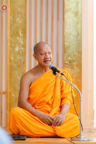 ภาพ No.147639:พิธีตัดปอยผม ขอขมา มอบบาตร ผ้าไตร โครงการปฐมอุปสมบท สมโภชอุโบสถ บูชาธรรม 80 ปี หลวงพ่อธัมมชโย ณ วัดพระธรรมกายโทชิหงิ ประเทศญี่ปุ่น วันพฤหัสบดีที่ 8 สิงหาคม พ.ศ. 2567