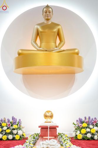 ภาพ No.142783:พิธีพัทธสีมา ประดิษฐานลูกนิมิตมหาสมบัติ สถาปนาอุโบสถวัดพระธรรมกายลอนดอน บูชาธรรม 80 ปี หลวงพ่อธัมมชโย วันเสาร์ที่ 22 มิถุนายน พ.ศ. 2567