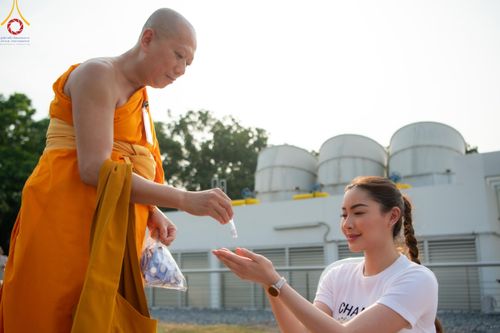 ภาพ No.120227:พิธีต้อนรับพระธรรมยาตรา ในโครงการธรรมยาตรา กตัญญูบูชา มหาปูชนียาจารย์ พระมงคลเทพมุนี(สด จนฺทสโร) พระผู้ปราบมาร อนุสรณ์สถาน 7 แห่ง ปีที่ 12 วันที่ 28 มกราคม พ.ศ. 2567 ณ วัดพระธรรมกาย จ.ปทุมธานี