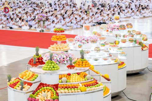 ภาพ No.287654:วันที่ 1 มกราคม พ.ศ. 2569 พิธีบูชาข้าวพระ ณ สภาธรรมกายสากล วัดพระธรรมกาย