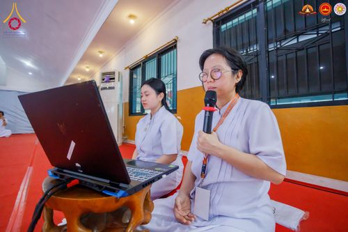 ภาพ No.284527:วันพุธที่ 17  ธันวาคม พ.ศ.2568  พิธีบวชอุบาสิกาแก้ว อินโดนีเซีย ณ ประเทศอินโดนีเซีย