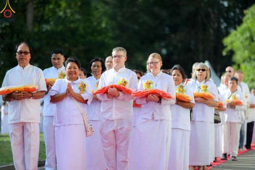 ภาพ No.83822:พิธีเวียนประทักษิณ,พิธีบรรพชาและพิธีอุปสมบทหมู่ ในโครงการอบรมพระธรรมทายาทในทวีปยุโรป  รุ่นที่ 9 วันอาทิตย์ที่ 16 กรกฎาคม พ.ศ. 2566 ณ วัดพระธรรมกายเบเนลักซ์  ประเทศเบลเยียม