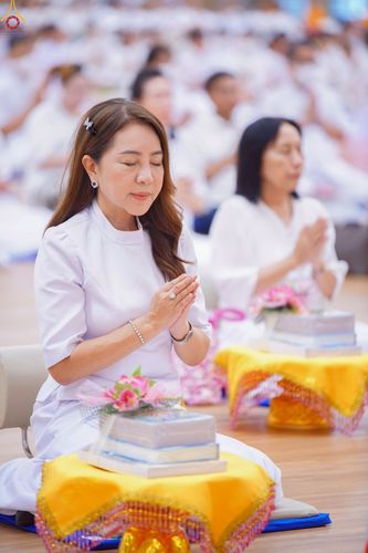 ภาพ No.225397:วันอาทิตย์ที่ 18 พฤษภาคม พ.ศ. 2568 พิธีร่วมบุญการศึกษา พระภิกษุ สามเณร ณ ห้องแก้วสารพัดนึก 2 วัดพระธรรมกาย