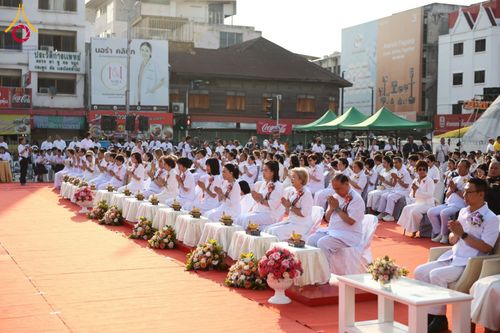 ภาพ No.312602:วันอาทิตย์ที่ 8 มีนาคม พ.ศ.2569 ทำบุญเมืองนครราชสีมา 558 ปี ตักบาตรพระ 10,000 รูป