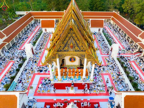 ภาพ No.116091:พิธีตักบาตรพระธรรมยาตรา ณ อนุสรณ์สถานลำดับที่ 4 สถานที่เกิดด้วยกายธรรม วัดโบสถ์(บน) จ.นนทบุรี วันที่ 21 มกราคม พ.ศ. 2567