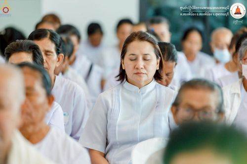 ภาพ No.247796:วันที่ 12-14 กันยายน พ.ศ. 2568 โครงการอบรม อุบาสกแก้ว อุบาสิกาแก้ว รุ่นที่ 1 ณ ศูนย์ปฏิบัติธรรมพระมงคลเทพมุนี อ.สองพี่น้อง จ.สุพรรณบุรี