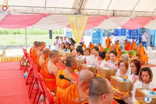 ภาพ No.161112:พิธีถวายมหาสังฆทาน 31 วัด , พิธีบุพเปตพลี , พิธีไถ่ชีวิตโค และ ปล่อยพันธ์ุปลาจำนวน 50,000 ชีวิต ณ ศูนย์การศึกษาจอมบึง ต.รางบัว อ.จอมบึง จ.ราชบุรี วันที่ 28 กันยายน พ.ศ. 2567