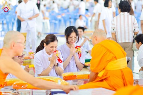 ภาพ No.253584:วันอังคารที่ 7 ตุลาคม พ.ศ.2568 (วันพระ ขึ้น 15 ค่ำ เดือน 11) พิธีบุพเปตพลี ครั้งที่ 171 ร่วมอุทิศบุญแด่หมู่ญาติที่ล่วงลับไปแล้ว และสืบทอดอายุพระพุทธศาสนา ณ หอฉันคุณยายอาจารย์ฯ วัดพระธรรมกาย