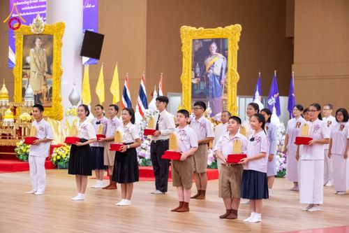 ภาพ No.207583:พิธีมอบโล่พระราชทาน สมเด็จพระกนิษฐาธิราชเจ้า กรมสมเด็จพระรัตนราชสุดาฯ สยามบรมราชกุมารี และโล่เกียรติยศโครงการตอบปัญหาธรรมะ "ทางก้าวหน้า" ครั้งที่ 42 พิธีมอบโล่วัชรเกียรติยศ โครงการตอบปัญหาศีลธรรมเพื่อสันติภาพโลก (WORLD-PEC) ครั้งที่ 18 วันที่ 12 ก.พ. 2568