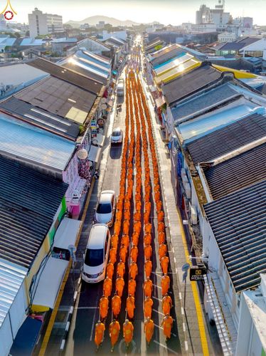 ภาพ No.248770:วันที่ 20 กันยายน พ.ศ. 2568 พิธีอัญเชิญรูปหล่อหลวงปู่วัดปากน้ำ ภาษีเจริญ จากวัดมงคลนิมิตร พระอารามหลวง เพื่อประดิษฐาน ณ วิหารพระมงคลเทพมุนี (สด จนฺทสโร)  ศูนย์ปฏิบัติธรรมภูเก็ต จ.ภูเก็ต