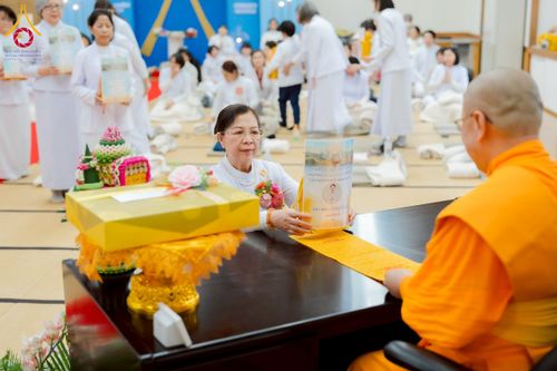 ภาพ No.221017:วันที่ 13 เมษายน พ.ศ. 2568 พิธีโปรยรัตนชาติปฐมเริ่มสถาปนาเจดีย์ และ พิธีเปิดหมู่บ้านปฏิบัติธรรม เพื่อการบรรลุธรรม ณ วัดป่าธรรมกายนานาชาติโทชิหงิ  ประเทศญี่ปุ่น