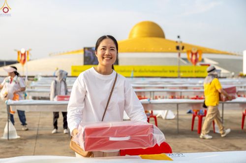 ภาพ No.225107:วันที่ 20 - 27 เมษายน พ.ศ. 2568 "ภาพแห่งความปลื้มที่ไม่มีวันจบ" คณะสงฆ์สามเณร เจ้าหน้าที่ และสาธุชน ร่วมแรงร่วมใจกันเตรียมงานและเก็บงาน เพื่อวันคุ้มครองโลก พิธีถวายมหาสังฆทานคณะสงฆ์ 40,000 กว่าวัดทั่วประเทศ