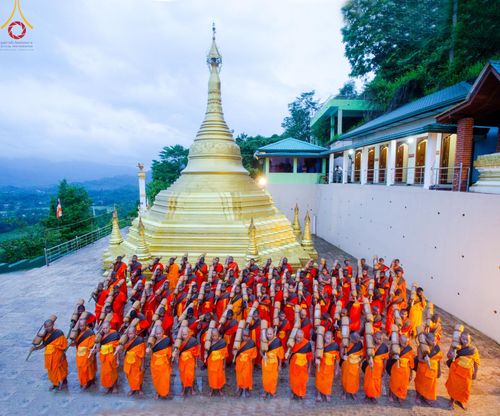 ภาพ No.140982:PhotoStory มหาศรัทธา ธรรมยาตราศรีลังกา EP.5 โครงการสยาม-ลังกา ธรรมยาตรา ฉลองเทศกาลวิสาขบูชาแห่งชาติ ศรีลังกา บูชาธรรม 80 ปีหลวงพ่อธัมมชโย เส้นทางจาก เมืองดัมบูลลา ไปยัง เมืองมาตะเล ตั้งแต่วันที่ 17-20 พฤษภาคม พ.ศ.2567