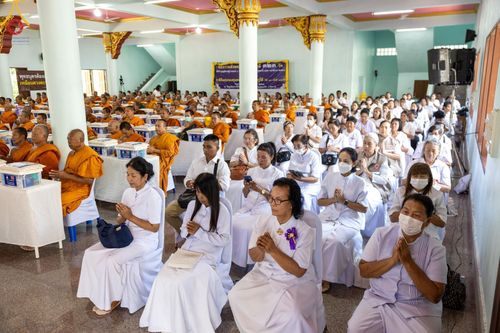 ภาพ No.131866:พิธีถวายสังฆทาน 323 วัด 4 จังหวัดชายแดนภาคใต้ ปีที่ 20 ครั้งที่ 167 และ พิธีมอบกองทุนหนุนแรงใจช่วยครูใต้ ปีที่ 17 ครั้งที่ 132 วันเสาร์ที่ 23 มีนาคม พ.ศ. 2567 ณ วัดมุจลินทวาปีวิหารพระอารามหลวง อ.หนองจิก จ.ปัตตานี