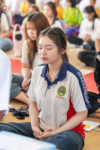 ภาพ No.199563:พิธีทอดผ้าป่าทำนุบำรุงศาสนสถาน ณ วัดศิลามูล ตำบลหินมูล อำเภอบางเลน จังหวัดนครปฐม ในโครงการธรรมยาตรา กตัญญูบูชา มหาปูชนียาจารย์ พระมงคลเทพมุนี(สด จนฺทสโร) พระผู้ปราบมาร อนุสรณ์สถาน 7 แห่ง ปีที่ 13 วันที่ 21 มกราคม พ.ศ. 2568