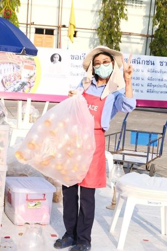 ภาพ No.205503:V.53 สารพัดV สารพัดดี ที่วัดโบสถ์บน ในโครงการธรรมยาตรา กตัญญูบูชา มหาปูชนียาจารย์ พระมงคลเทพมุนี(สด จนฺทสโร) พระผู้ปราบมาร อนุสรณ์สถาน 7 แห่ง ปีที่ 13 ระหว่างวันที่ 2-31 มกราคม พ.ศ. 2568