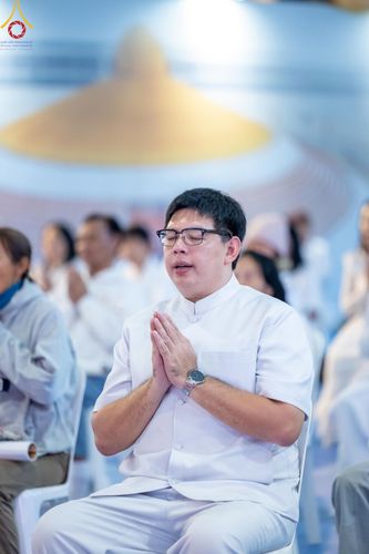 ภาพ No.187671:พิธีฉลองชัยสวดมนต์บทธัมมจักกัปปวัตนสูตร 7,000,000,000 จบ และพิธีสวดมนต์ข้ามปี วันที่ 31 ธันวาคม พ.ศ. 2567 ถึงวันที่ 1 มกราคม พ.ศ. 2568 ณ มหารัตนวิหารคด วัดพระธรรมกาย จ.ปทุมธานี