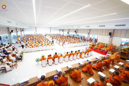 ภาพ No.123933:พิธีถวายสังฆทาน 323 วัด 4 จังหวัดชายแดนภาคใต้ ครั้งที่ 166 ณ ศูนย์ปฏิบัติธรรมภาคใต้ อ.บางกล่ำ จ.สงขลา วันเสาร์ที่ 17 กุมภาพันธ์ พ.ศ. 2567