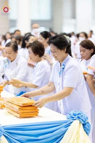 ภาพ No.134355:พิธีทอดผ้าป่าสมทบ มหาสังฆทาน 10,000 วัด ทั่วไทย วันอาทิตย์ต้นเดือนที่ 7 เมษายน พ.ศ.2567 ณ ห้องแก้วสารพัดนึก 1 สภาธรรมกายสากล  วัดพระธรรมกาย จ.ปทุมธานี