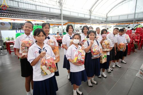 ภาพ No.94725:พิธีทอดกฐินสามัคคี สร้างกุฏิสงฆ์หลังแรก ณ ศูนย์ปฏิบัติธรรมและอบรมเยาวชนเมืองยะลา (ถนนเวฬุวัน ซอยเศรษฐี) วันที่ 15 พฤศจิกายน พ.ศ. 2566