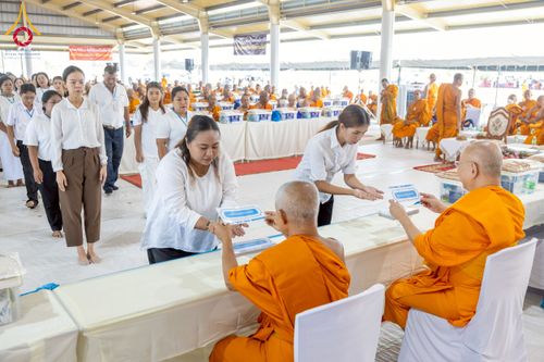 ภาพ No.230206:วันเสาร์ที่ 28 มิถุนายน พ.ศ. 2568 พิธีถวายสังฆทาน 323 วัด 4 จังหวัดชายแดนใต้ ปีที่ 21 ครั้งที่ 178 พิธีมอบกองทุนหนุนแรงใจช่วยครูใต้ ปีที่ 18 ครั้งที่ 142 ณ ศูนย์อบรมเยาวชนจังหวัดปัตตานี