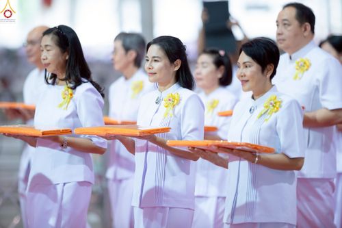 ภาพ No.240745:วันพุธที่ 27 สิงหาคม พ.ศ. 2568 พิธีทอดผ้าป่าเพื่อสร้างอาคาร  82 ปี หลวงพ่อธัมมชโย สมทบกฐินวัดพระธรรมกาย และกฐิน 30,000 วัดทั่วประเทศ ครั้งที่ 1