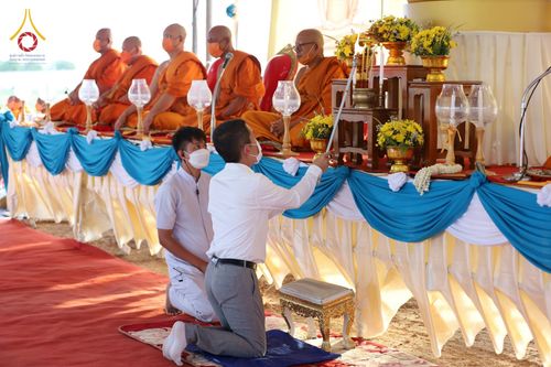 ภาพ No.76244:พิธีกลั่นแผ่นดินสร้างมหาเจดีย์ปัตตานี , พิธีตักบาตรแด่พระภิกษุสงฆ์ 159 รูป ,  พิธีทอดผ้าป่า , พิธีโปรยรัตนชาติ ,  พิธีจุดประทีปถวายเป็นพุทธบูชา ณ ศูนย์อบรมเยาวชนปัตตานี จ.ปัตตานี วันอาทิตย์ที่ 5 กุมภาพันธ์ พ.ศ.2566