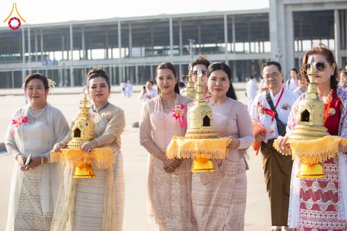 ภาพ No.209691:วันอาทิตย์ที่ 2 มีนาคม พ.ศ. 2568 พิธีภาคบ่าย สัมมนาพิเศษ, ปฏิบัติธรรม พิธีรับมอบพระบรมสารีริกธาตุ ณ สภาธรรมกายสากล วัดพระธรรมกาย