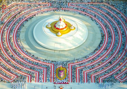 ภาพ No.193008:พิธีตักบาตรพระธรรมยาตรา ณ อนุสรณ์สถานคลองบางนางแท่น อ.สามพราน จ.นครปฐม ในโครงการธรรมยาตรา กตัญญูบูชา มหาปูชนียาจารย์ พระมงคลเทพมุนี(สด จนฺทสโร) พระผู้ปราบมาร อนุสรณ์สถาน 7 แห่ง ปีที่ 13 วันที่ 11 มกราคม พ.ศ.2568