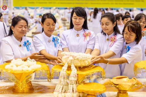 ภาพ No.154443:พิธีบูชาครูผู้ค้นพบวิชชาธรรมกาย ณ สภาธรรมกายสากล วัดพระธรรมกาย วันอังคารที่ 17 กันยายน พ.ศ. 2567