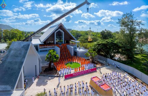 ภาพ No.248890:วันที่ 20 กันยายน พ.ศ. 2568 พิธีอัญเชิญรูปหล่อหลวงปู่วัดปากน้ำ ภาษีเจริญ จากวัดมงคลนิมิตร พระอารามหลวง เพื่อประดิษฐาน ณ วิหารพระมงคลเทพมุนี (สด จนฺทสโร)  ศูนย์ปฏิบัติธรรมภูเก็ต จ.ภูเก็ต