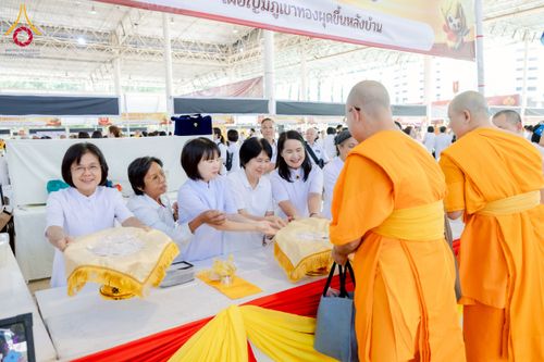 ภาพ No.273035:วันอาทิตย์ที่ 23 พฤศจิกายน พ.ศ.2568 พิธีมุทิตาสักการะ พระมหาเถระและพระเถระ ประจำปีพุทธศักราช 2568 ณ ห้องแก้วสารพัดนึก 2 สภาธรรมกายสากล  วัดพระธรรมกาย