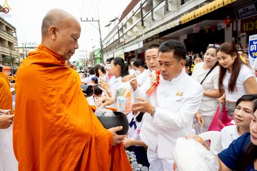 ภาพ No.245420:วันอาทิตย์ที่ 14 กันยายน พ.ศ. 2568 ตักบาตรพระ 555 รูป มหากุศล  น้อมถวายเป็นพุทธบูชา ณ หอนาฬิกาเบตง อ.เบตง จ.ยะลา