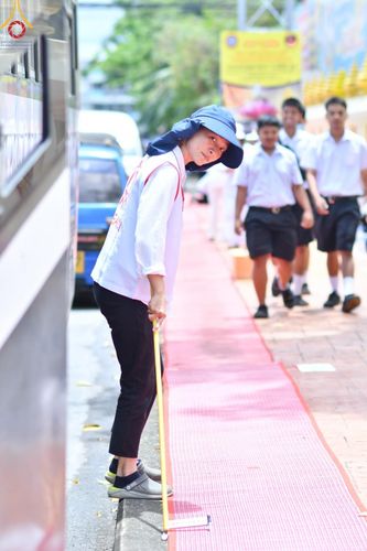 ภาพ No.128808:V.33 รวมพลังเพื่อบางกล่ำ การเตรียมงานของเจ้าหน้าที่หน่วยงานต่างๆ เพื่องานธรรมยาตราอัญเชิญพระบรมสารีริกธาตุ ประดิษฐาน ณ มหารัตนเจดีย์สิริปทุมสวรรค์ (เจดีย์อริยพุทธะ 5 พระองค์) ศูนย์ปฏิบัติธรรมภาคใต้ อ.บางกล่ำ จ.สงขลา ระหว่างวันที่ 9-10 มีนาคม พ.ศ. 2567