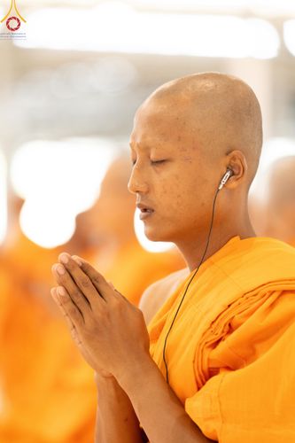 ภาพ No.180710:พิธีบรรพชาอุปสมบท โครงการอุปสมบทบูชาธรรมมหาปูชนียาจารย์ ประจำปีพุทธศักราช 2567 วันเสาร์ที่ 7 ธันวาคมพ.ศ. 2567 ณ วัดพระธรรมกาย จ.ปทุมธานี