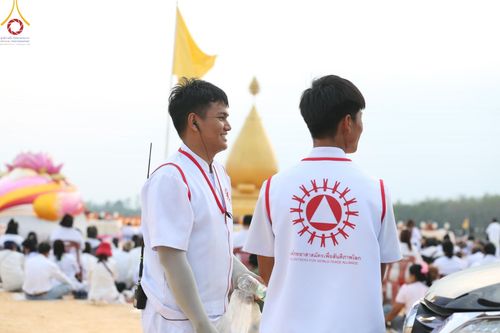 ภาพ No.130175:V.34 เพื่อธรรมเพื่อบางกล่ำ การรับบุญของเจ้าหน้าที่หน่วยงานต่างๆ  เพื่องานธรรมยาตราอัญเชิญพระบรมสารีริกธาตุ ประดิษฐาน ณ มหารัตนเจดีย์สิริปทุมสวรรค์ (เจดีย์อริยพุทธะ 5 พระองค์) ณ ศูนย์ปฏิบัติธรรมภาคใต้ อ.บางกล่ำ จ.สงขลา ระหว่างวันที่ 9-10 มีนาคม พ.ศ. 2567