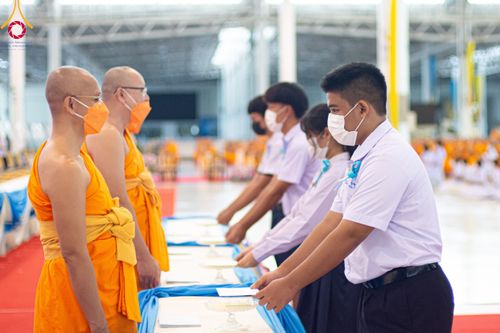 ภาพ No.87909:พิธีรำลึกนักสร้างบารมี ในวันมหารำลึกครั้งที่ 33 วันเสาร์ที่ 16 กันยายน พ.ศ. 2566 ณ หน้ารัตนบัลลังก์ สภาธรรมกายสากล วัดพระธรรมกาย