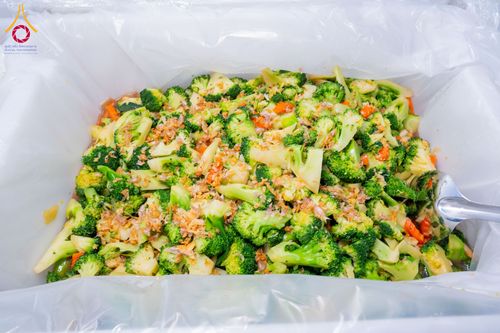 ภาพ No.293543:วันที่ 13 มกราคม พ.ศ. 2569 พิธีถวายภัตตาหารเป็นสังฆทาน แด่พระธรรมยาตรา ณ อนุสรณ์สถานมหาวิหารพระมงคลเทพมุนี (โลตัสแลนด์) อ.สองพี่น้อง จ.สุพรรณบุรี ในโครงการธรรมยาตรา กตัญญูบูชา มหาปูชนียาจารย์ พระมงคลเทพมุนี(สด จนฺทสโร) พระผู้ปราบมาร อนุสรณ์สถาน 7 แห่ง ปี