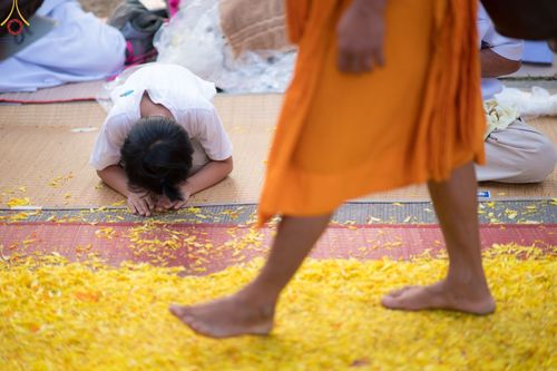ภาพ No.72389:พิธีต้อนรับพระธรรมยาตรา ในโครงการธรรมยาตรากตัญญูบูชา มหาปูชนียาจารย์ พระมงคลเทพมุนี(สด จนฺทสโร) พระผู้ปราบมาร อนุสรณ์สถาน 7 แห่ง ปีที่ 11 วันที่ 18 มกราคม พ.ศ. 2566 ณ อนุสรณ์สถานลำดับที่ 4 สถานที่เกิดด้วยกายธรรม วัดโบสถ์ (บน) บางคูเวียง อ.บางกรวย จ.นนทบุ