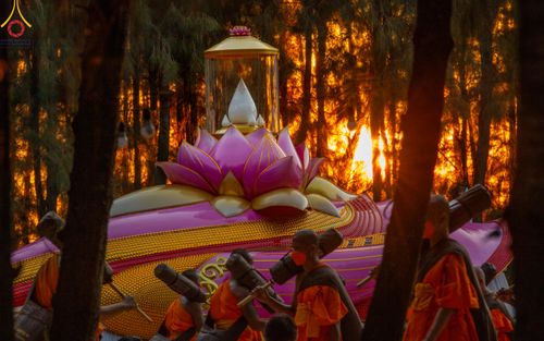 ภาพ No.105785:พิธีต้อนรับพระธรรมยาตรา ในโครงการธรรมยาตรากตัญญูบูชา มหาปูชนียาจารย์ พระมงคลเทพมุนี(สด จนฺทสโร) พระผู้ปราบมาร อนุสรณ์สถาน 7 แห่ง ปีที่ 12 วันที่ 3 มกราคม พ.ศ. 2567 ณ อนุสรณ์สถานโลตัสแลนด์ จ.สุพรรณบุรี